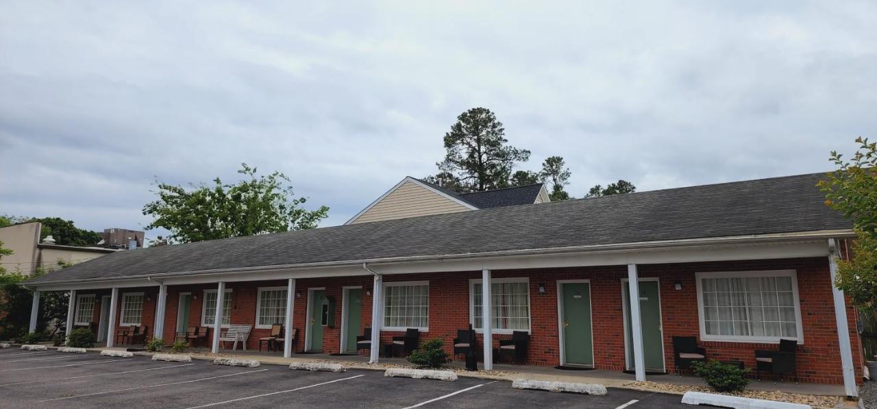 Bassett Motel Williamsburg Exterior foto